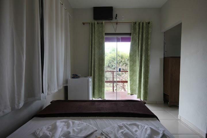 Flat Da Pousada Avalon Алту-Параизу-ди-Гояс Экстерьер фото